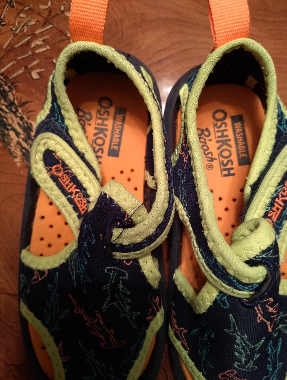 Toddler Washable Shark Theme Swim Shoes, Velcro Hook&Loop Closure Sz 7M OshKosh